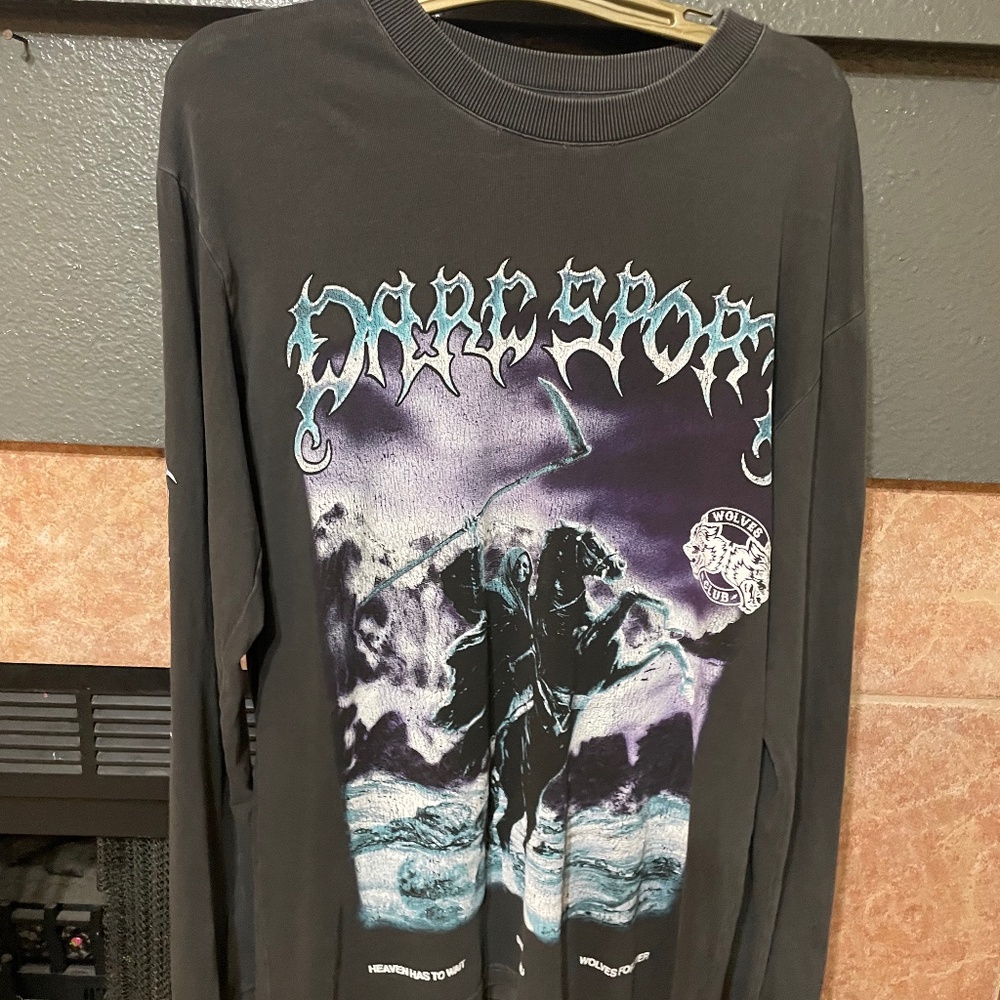 Black Graphic Long-Sleeve Shirt